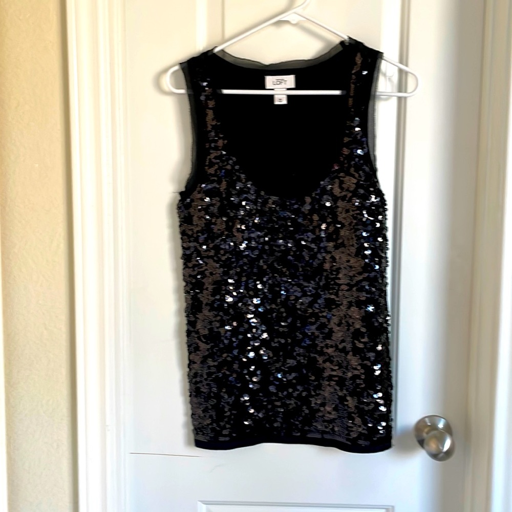 Sequin tank